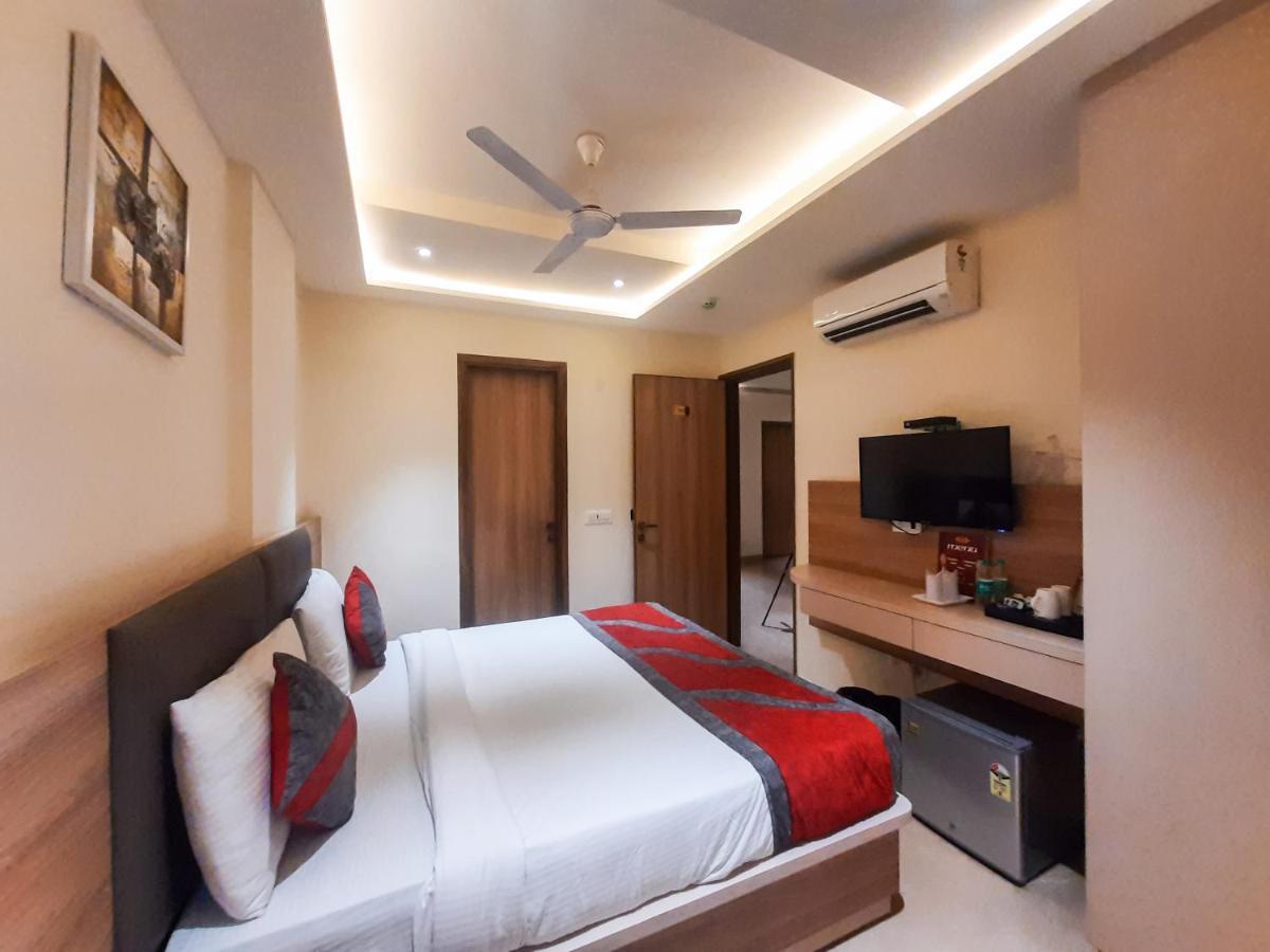 Hotel Tripple Tree - Karol Bagh New Delhi Exterior foto